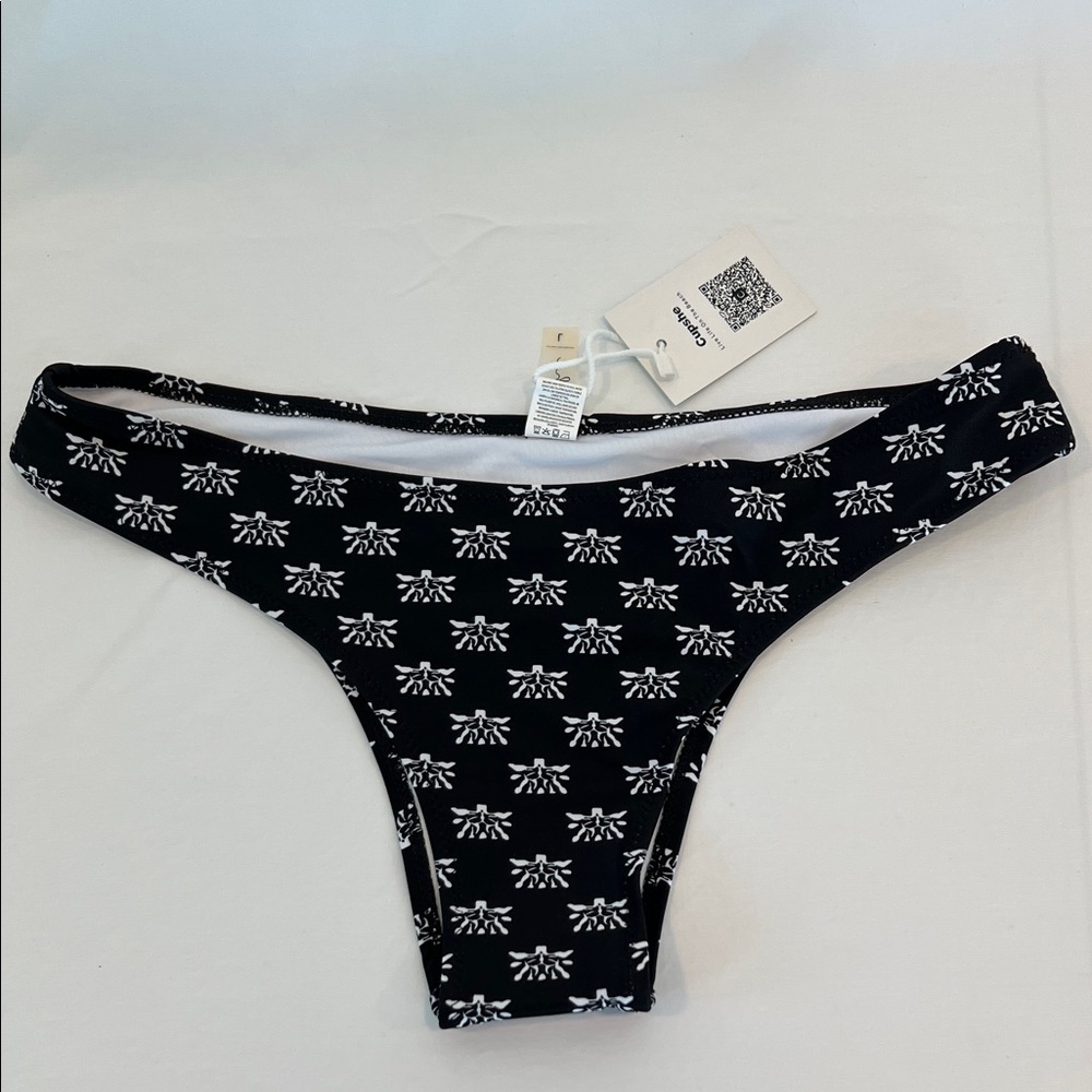 Cupshe Black and White Graphic Bikini Bottom